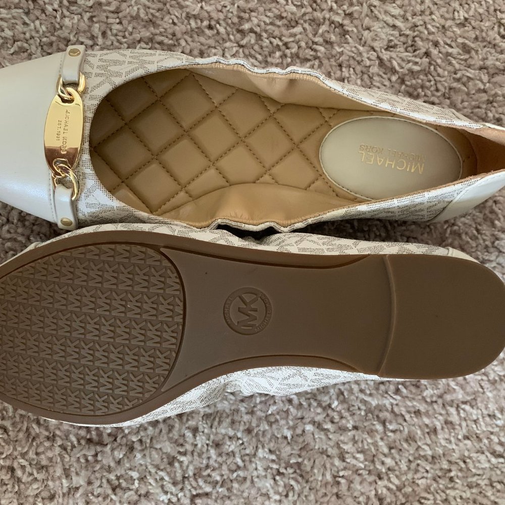 MK Cream Signature Flats - Picture 3 of 3